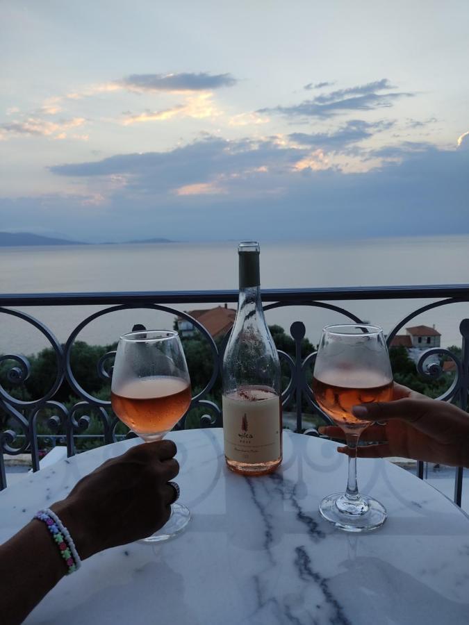 Luxury Apartments La Villa (Adults Only) Khórto Dış mekan fotoğraf