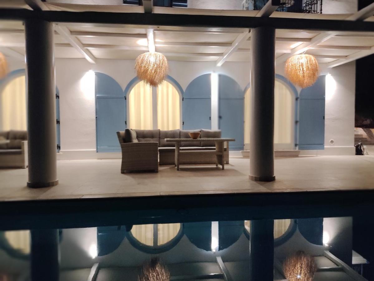 Luxury Apartments La Villa (Adults Only) Khórto Dış mekan fotoğraf