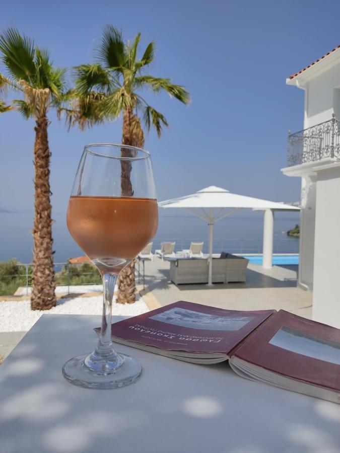 Luxury Apartments La Villa (Adults Only) Khórto Dış mekan fotoğraf