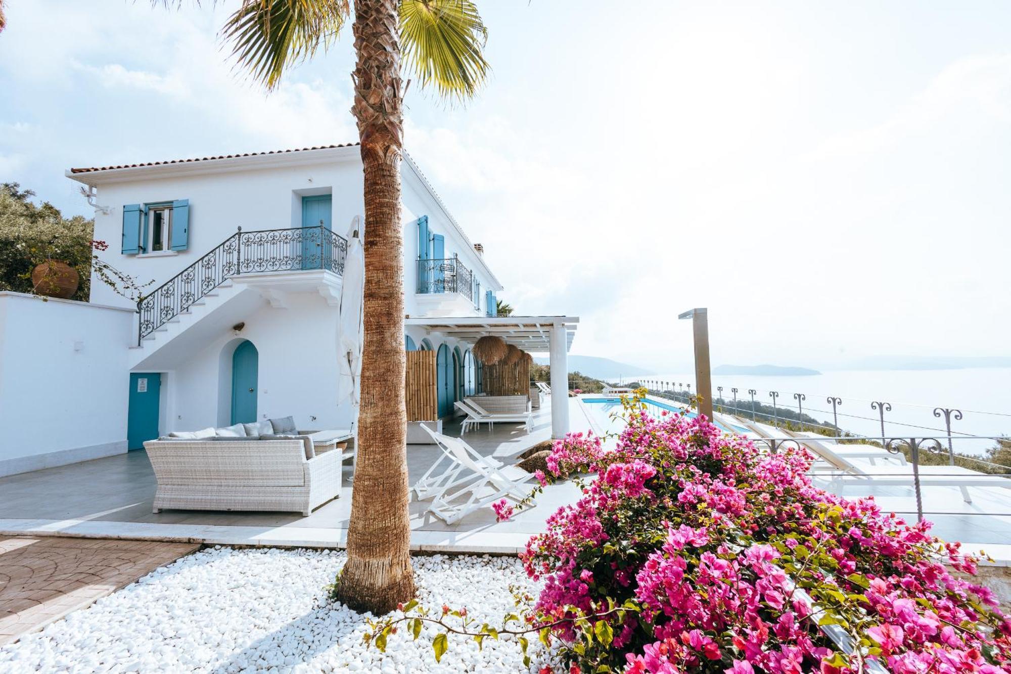 Luxury Apartments La Villa (Adults Only) Khórto Dış mekan fotoğraf