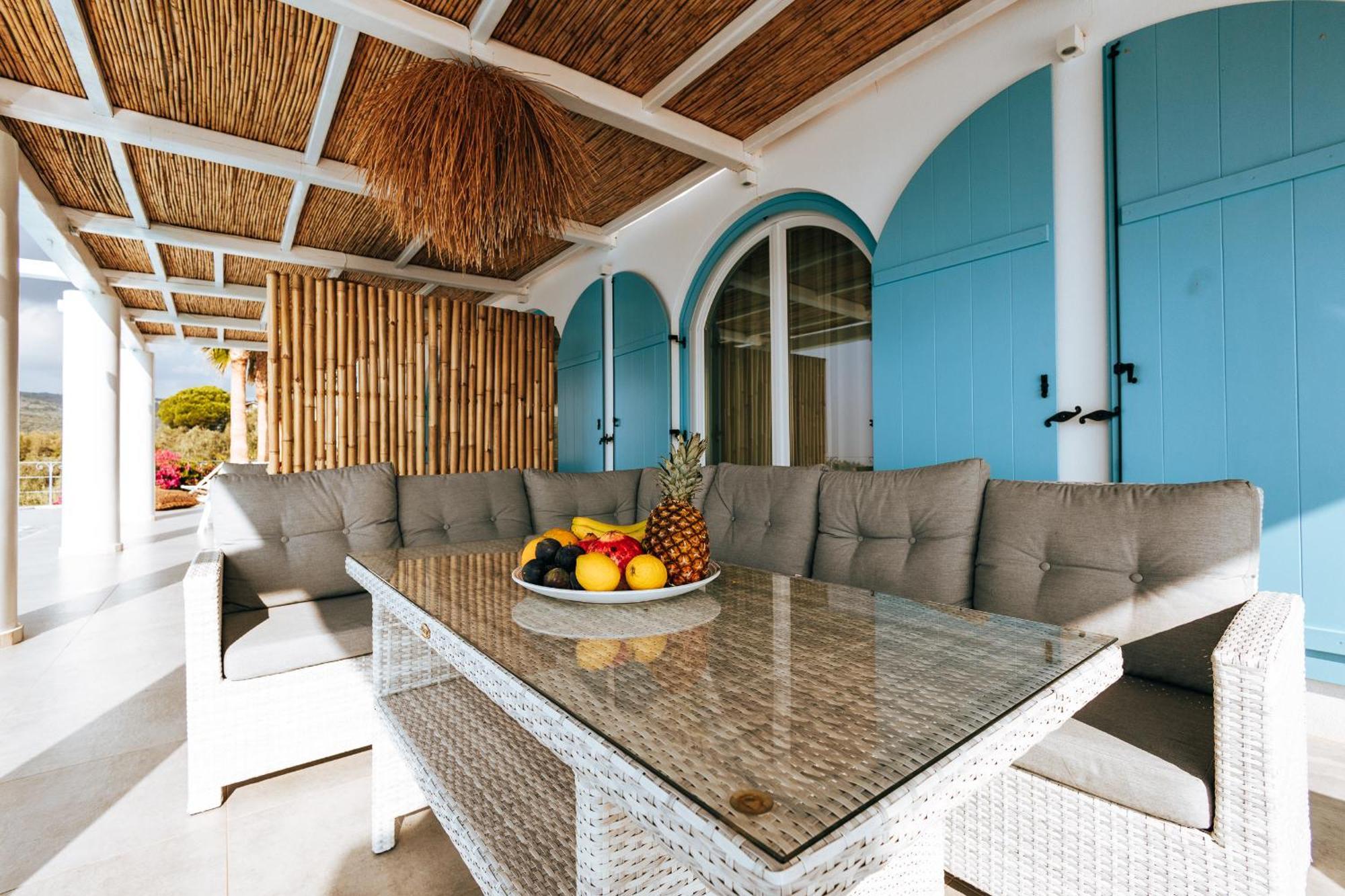 Luxury Apartments La Villa (Adults Only) Khórto Dış mekan fotoğraf